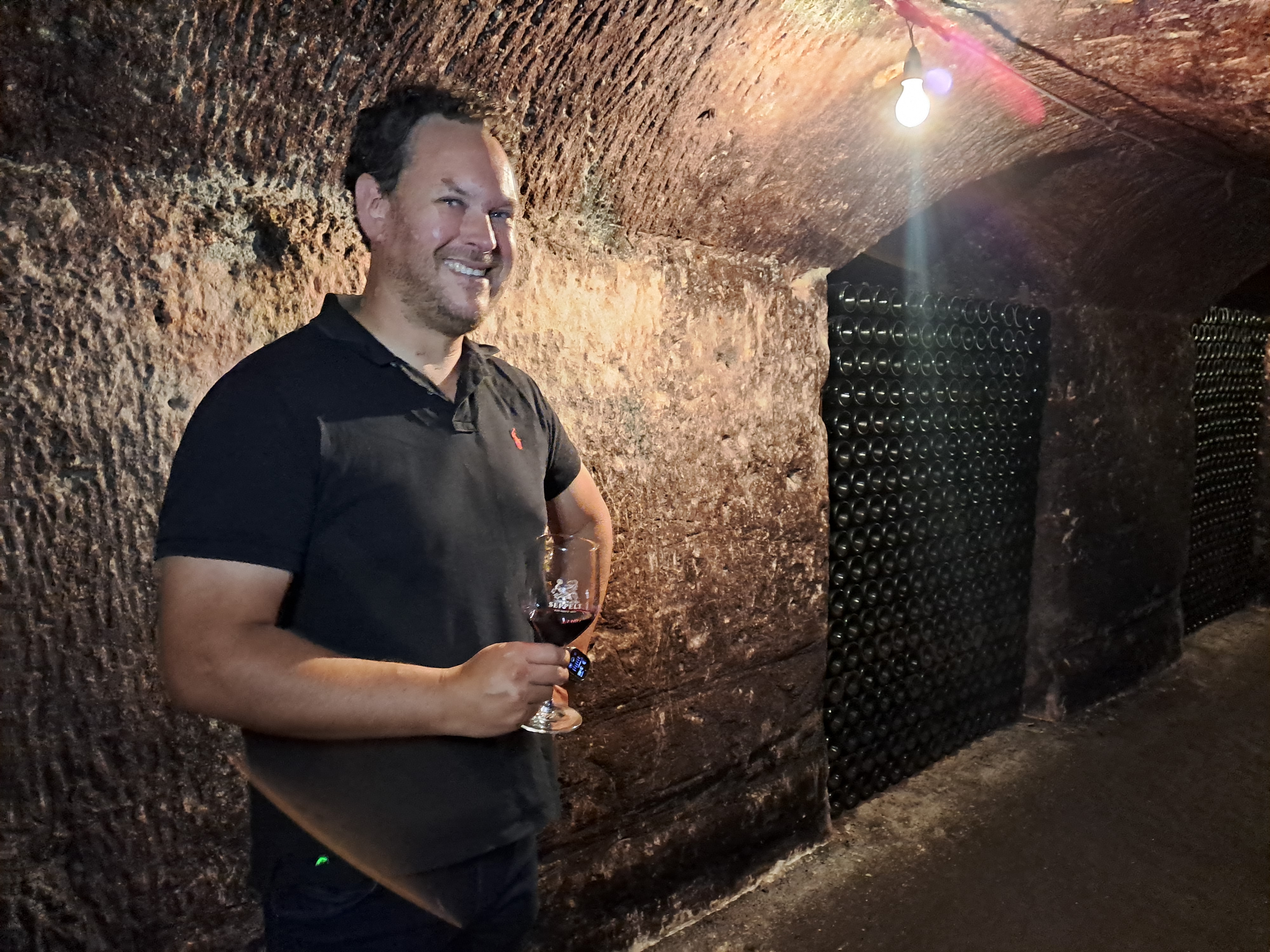Dan tastes the new release of the 2022 Chalambar Shiraz in the Coling Preece Cellars